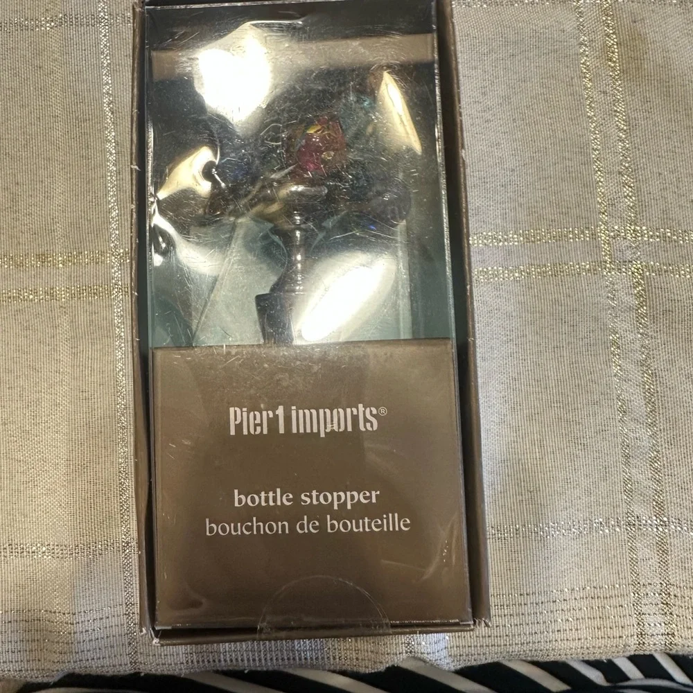 Pier 1 Imports Bottle Stopper